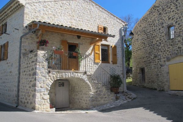 Façade du gîte du petit oratoire