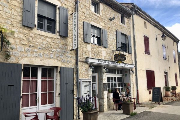 restaurant au Levant à Saint Maurice d'Ibie